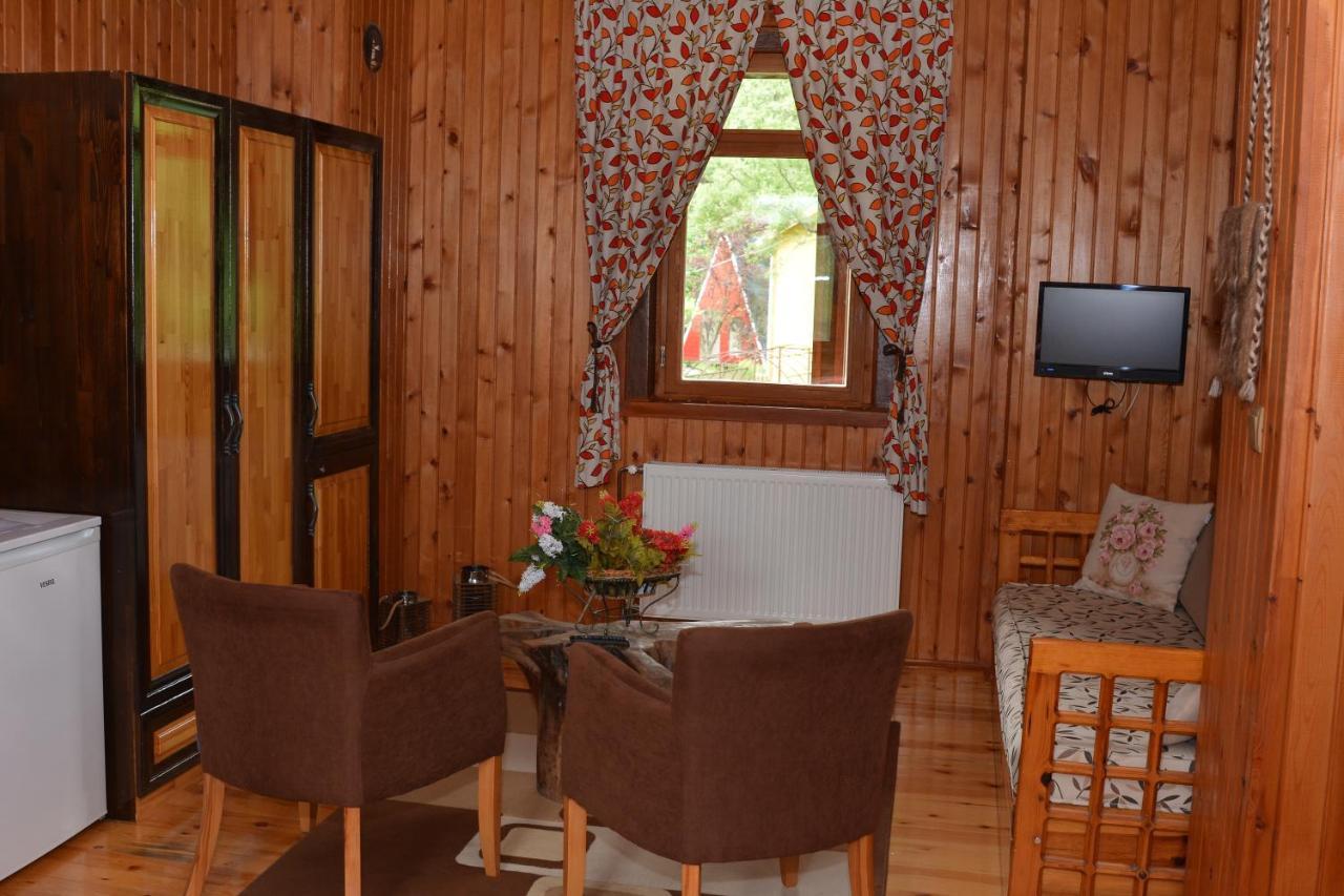 Abant Korudam Bungalov Butik Otel Extérieur photo
